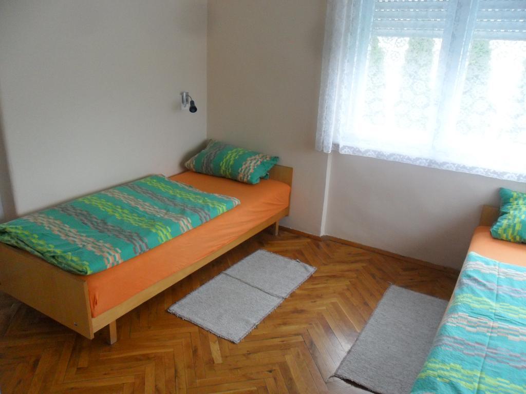Pallósi Ház A Sárvár Exterior foto